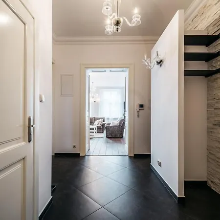 Old Town By Loft Affair *